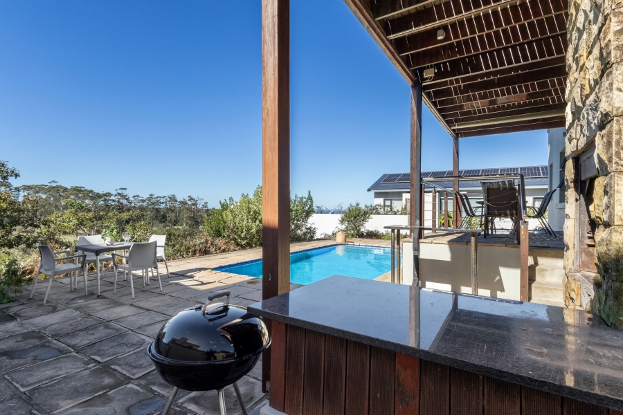 3 Bedroom Property for Sale in Pezula Golf Estate Western Cape